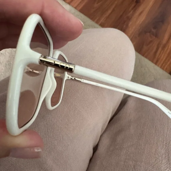 Dior vintage cream/gold Square Sunglasses display picture 1